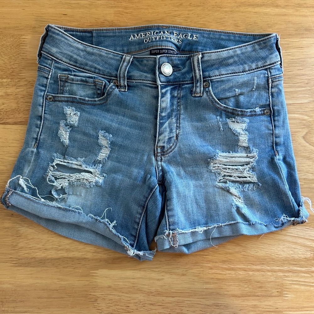 American Eagle Outfitters Women's Blue Denim Shorts
